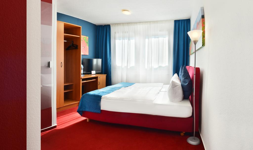 Centra Hotel シュヴェット エクステリア 写真